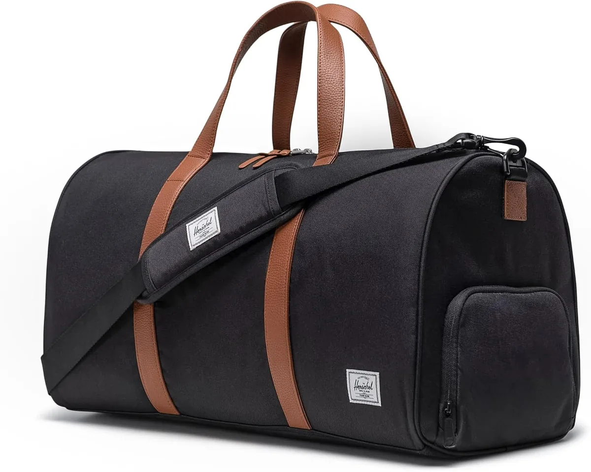 Herschel Novel Duffle, Black, Carry-on - 26.5L